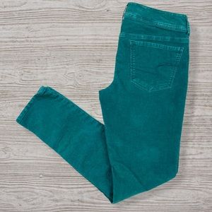 American Eagle Outfitters Green Cordruoy Jegging